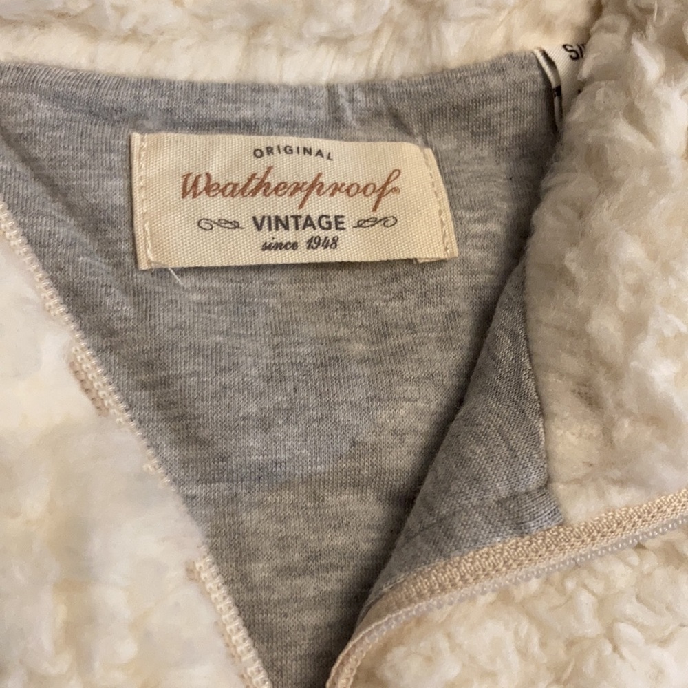 Sweatshirt - Picture 6 of 14